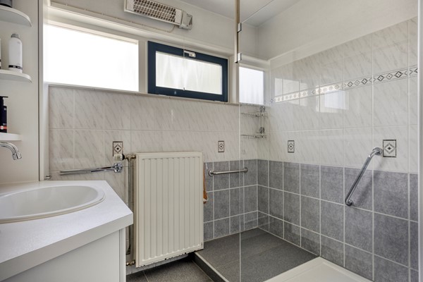 Medium property photo - Burg. Van Houtstraat 26, 6021 AT Budel